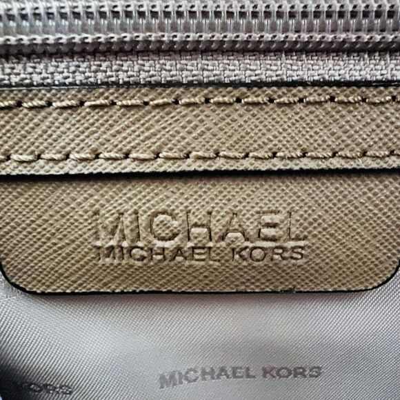 MICHAEL KORS STUDIO Mercer Moss Green Leather Large Convertible Tote Bag - Picture 12 of 13